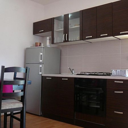 Apartments Roko Тисно Екстер'єр фото