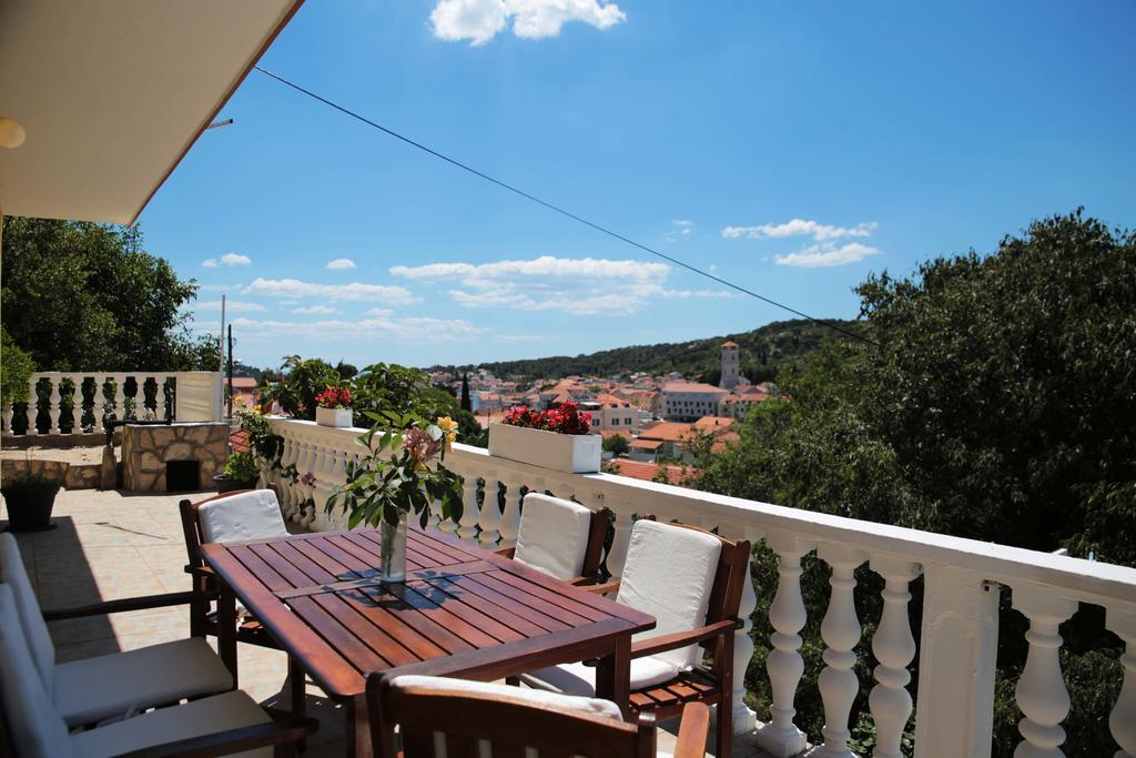 Apartments Roko Тисно Екстер'єр фото