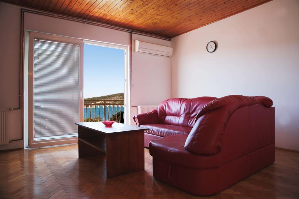Apartments Roko Тисно Екстер'єр фото