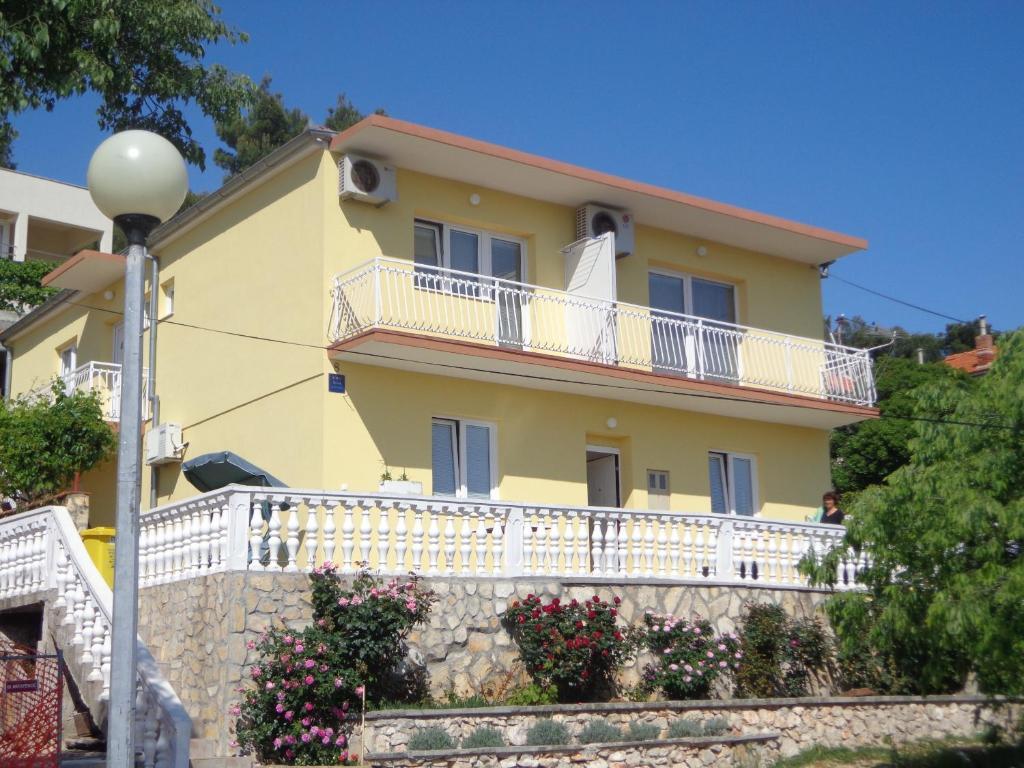 Apartments Roko Тисно Екстер'єр фото