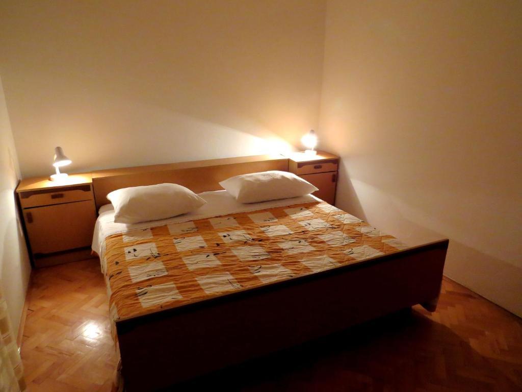Apartments Roko Тисно Екстер'єр фото